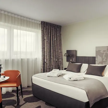 Hotel Mercure Compiegne Sud 4*