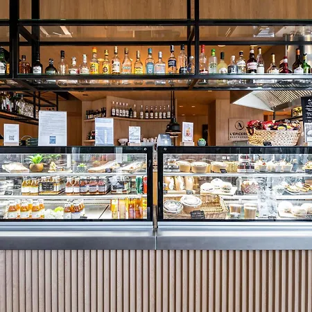 Mercure Compiegne Sud 4*