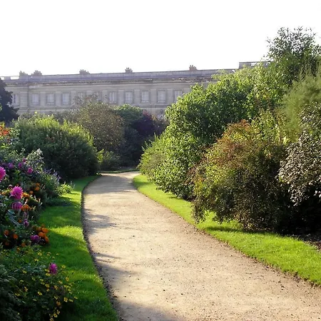 Hotel Mercure Compiegne Sud 4*