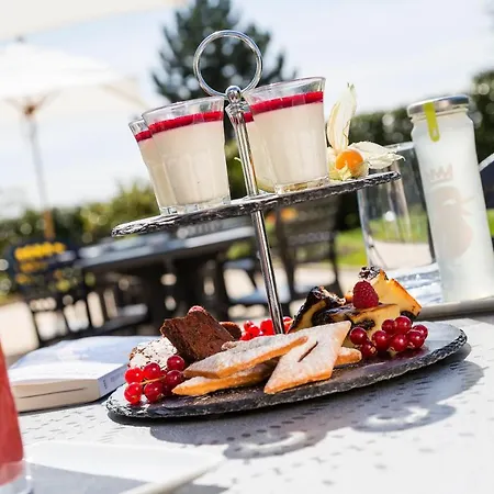Hotel Mercure Compiegne Sud 4*