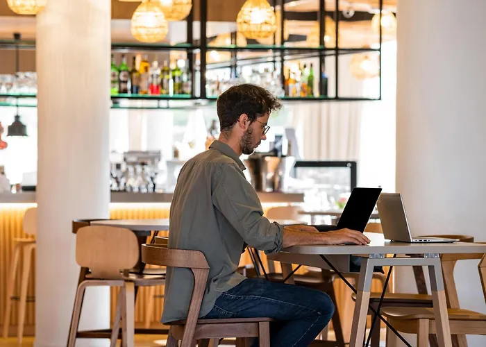 酒店 贡比涅南美居酒店 4*