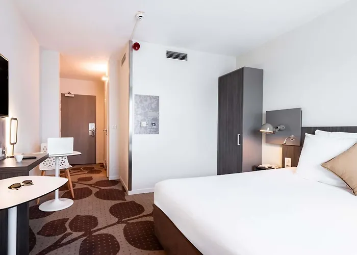 Hotel Mercure Compiegne Sud 4*